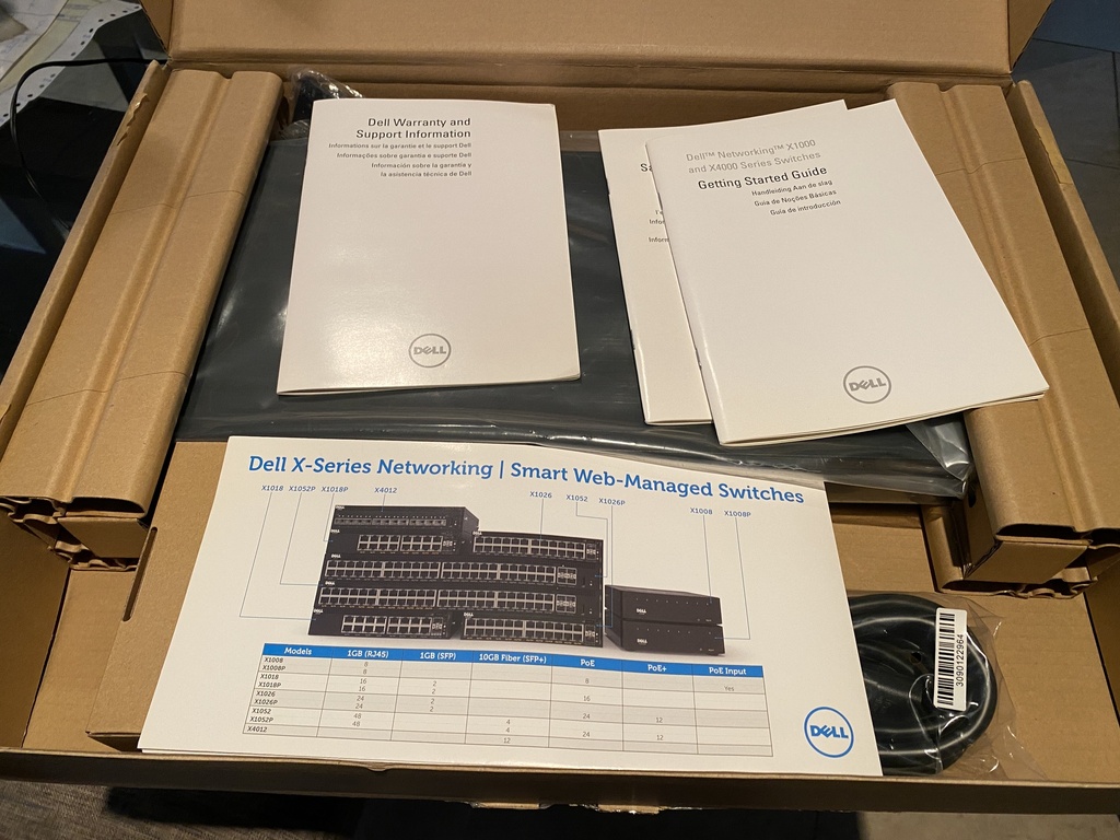 Switch Dell X1026/P 24 10/100/1000 + 2SFP