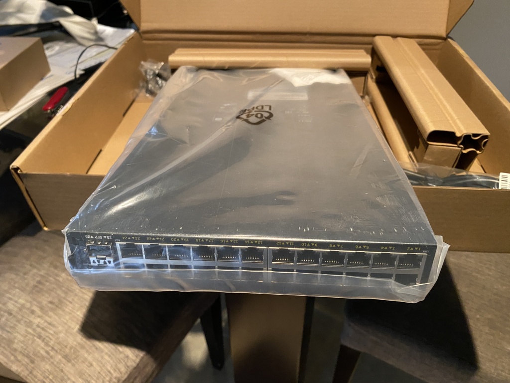 Switch Dell X1026/P 24 10/100/1000 + 2SFP